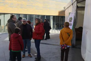 Así ha sido la celebración del Día del Vecino que busca recuperar la unión vecinal perdida en Salamanca | Mateo G.J.