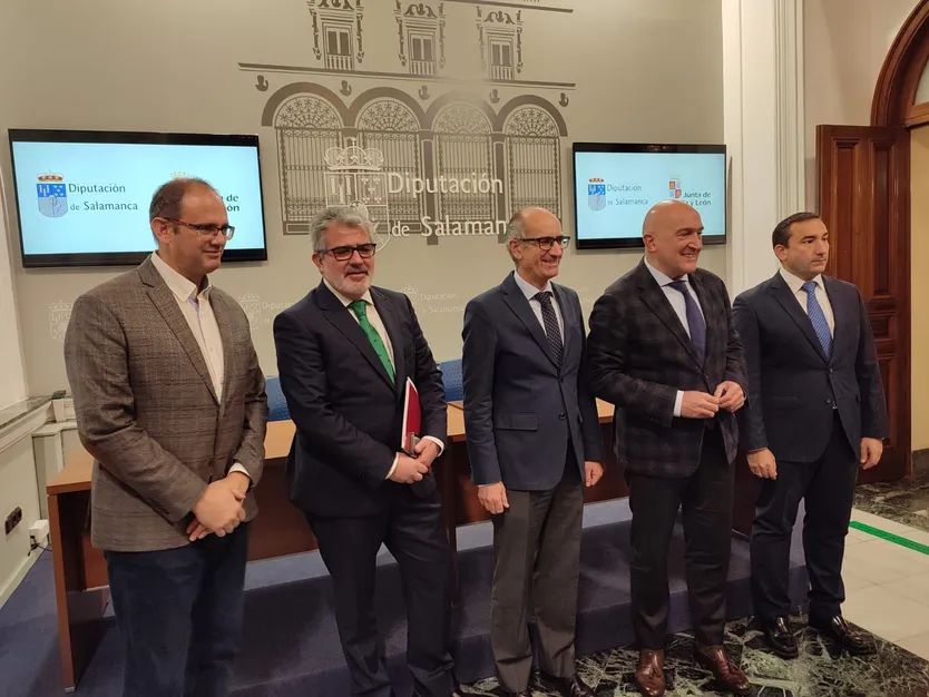 Firma del convenio del Fondo de Cohesión Territorial (2)