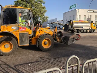 Obras de rehabilitación del firme en el Polígono de los Villares (6)