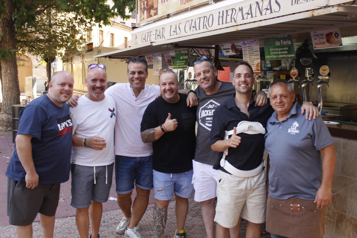 Las casetas toman el protagonismo este lunes por la tarde