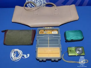 Algunos de los objetos sustraídos