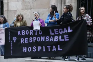 Concentración del Movimiento Feminista de Salamanca, que exige poder ejercer el derecho a la Interrupción Voluntaria del Embarazo en el hospital