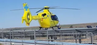 Trasladado en helicóptero un herido desde Sanchotello al hospital