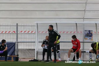 La pizarra del derbi (V): Lolo Escobar y Hernán Pérez, diferentes formas de gestionar los recursos