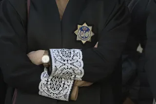 Detalle de la toga de un letrado de la Administración de Justicia. EP