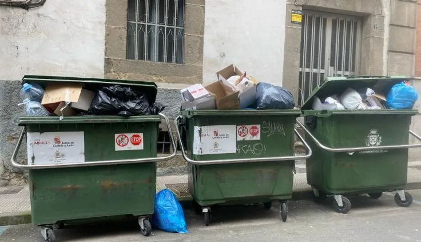 Basura en las calles de Béjar 1