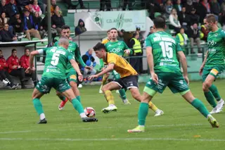 Teijeira, ante el Arenteiro | FOTO UNIONISTAS CF