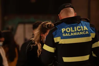 GALERÍA | Reportaje con la Policía Local en el turno de tarde para comprobar terrazas y mascarillas.