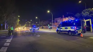 Policía Local En El Lugar Del Accidente Entre Un Turismo Y Una Motocicleta