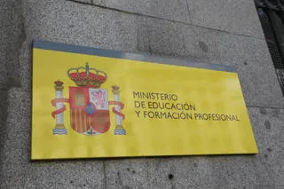 Archivo - Cartel del edificio del Ministerio de Educación y Formación Profesional a 25 de marzo de 2020, en una foto de archivo - Marta Fernández Jara - Europa Press - Archivo