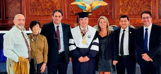 El exrector de la Universidad de Salamanca José Ramón Alonso, doctor honoris causa en Ecuador por la Universidad Tecnológica Israel