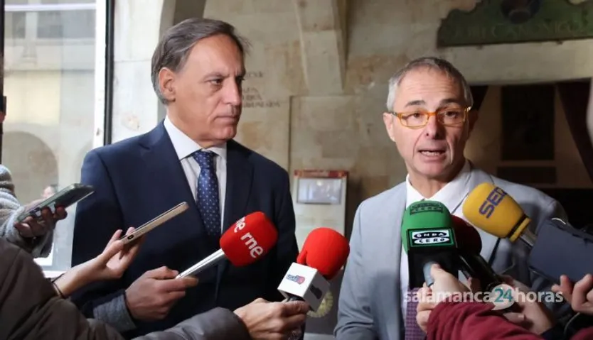 Reunión equipo de gobierno de la universidad y del ayto