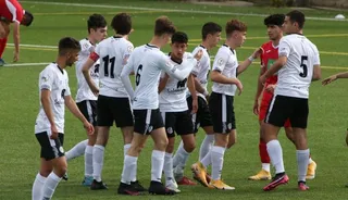 Peralvo celebra un gol con el Salamanca CF UDS de Juvenil Regional / FOTO: SALAMANCA24HORAS.COM