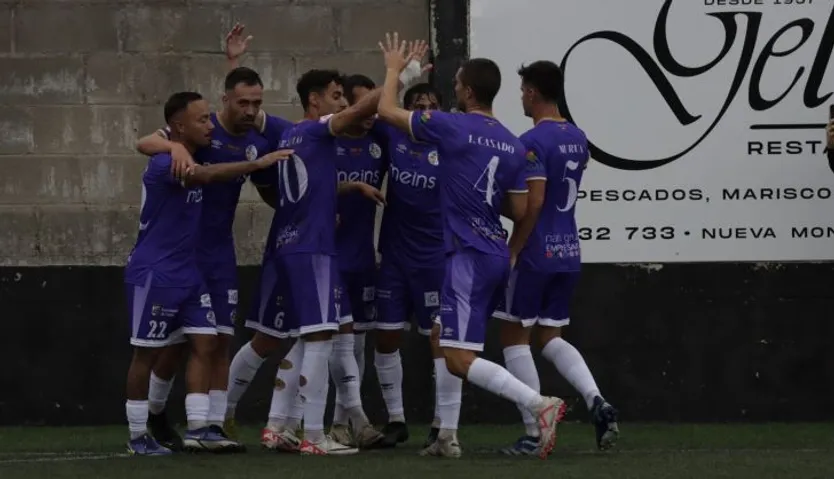 El Salamanca CF UDS celebra el tanto de Cristeto ante el Escobedo | FOTO SALAMANCA CF UDS