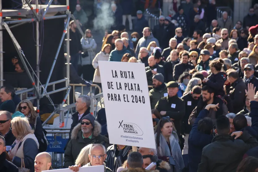 Concentración para exigir mejoras en las conexiones ferroviarias