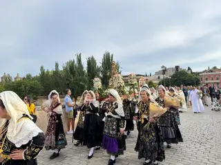 XXXV Ofrenda Floral en Honor de Santa María de la Vega | Belén Hurtado