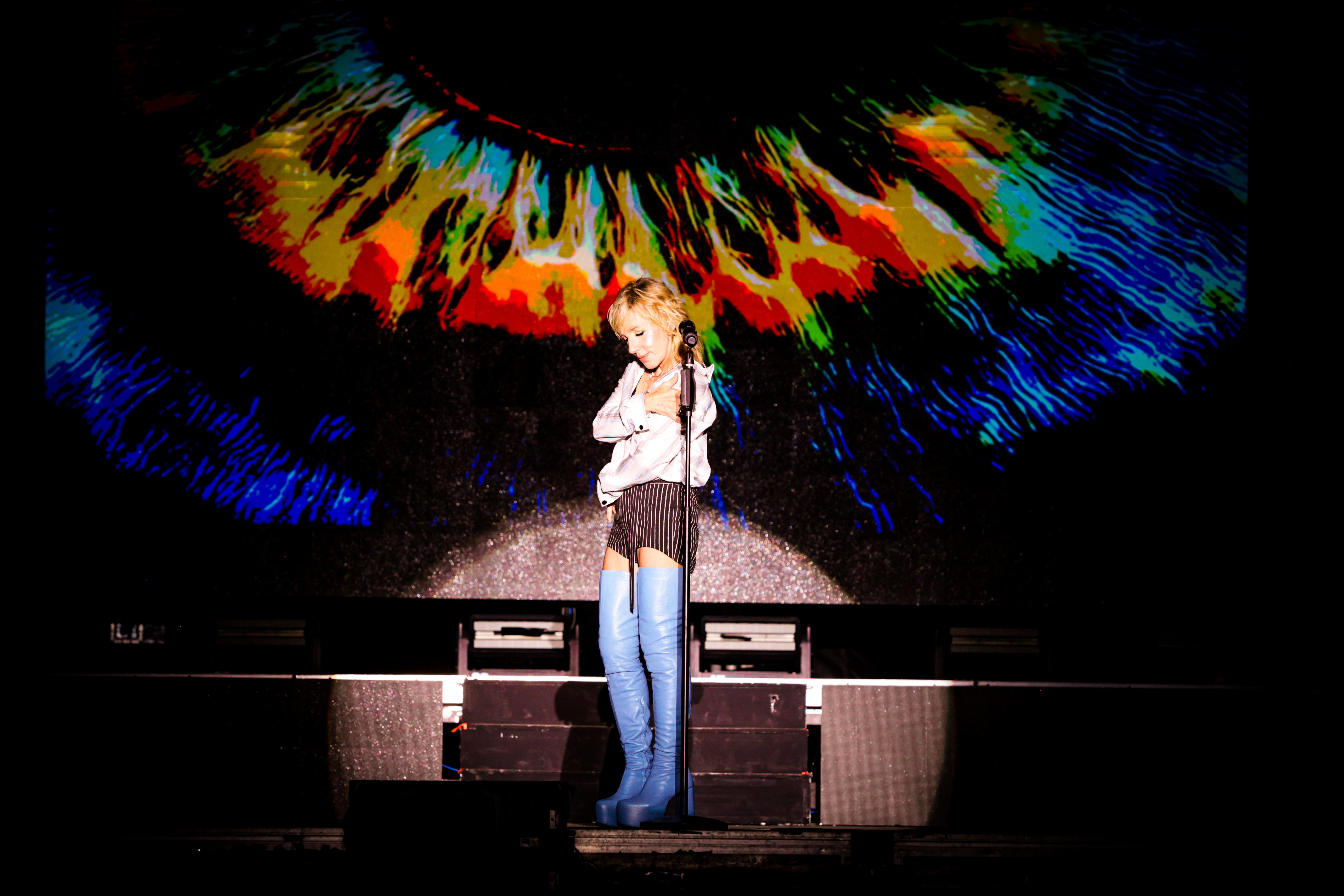 Ana Torroja actuando en uno de sus conciertos - Ana Torroja