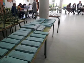 Papeletas. Votaciones. Colegio Electoral. Elecciones municipales y europeas