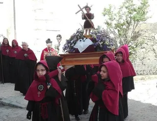 Las procesiones de Jesús de Pasión y el Santo Entierro ponen el broche a un intenso Viernes Santo