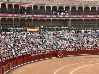 Ambiente en los tendidos de La Glorieta en la clase magistral por San Juan de Sahagún
