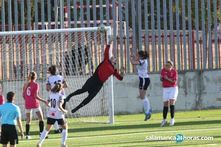 Gema Rey, ante el Fuensalida.