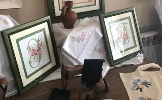 Exposición de costura en Buenamadre, con Aurelia García como autora (1)