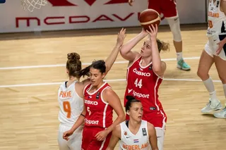 Reisingerova lanza con República Checa | FOTO FIBA