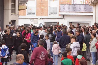 Alba de Tormes celebra un encierro, capea y encierro de minibueyes | Juanes