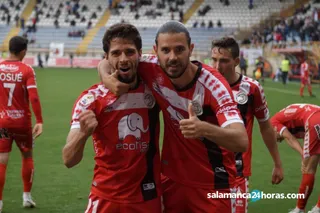 Marín y Mario Gómez celebra el 1-2 ante la Cultural | FOTO SALAMANCA24HORAS.COM
