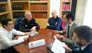 Reunión Policía 3