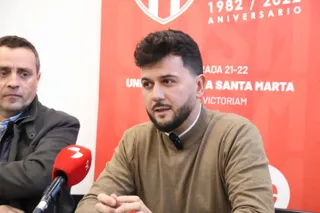 Presentación de Astu como nuevo director deportivo del Santa Marta