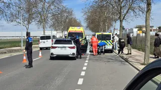 Colisión entre tres turismos en la avenida de San Agustín. Fotos Andrea M (3)