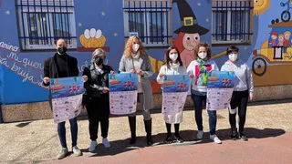 El CEIP Severiano Montero ha acogido la presentación de la Carrera popular peñarandina Padres, hijos y abuelos