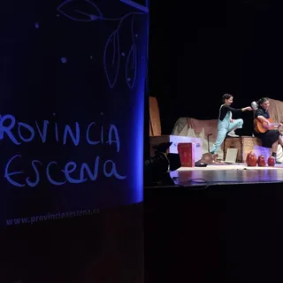 Provincia a escena