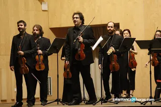 Orquesta Barroca de la USAL junto a la mezzosoprano Ann Hallenberg. Foto de archivo