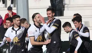 De Miguel celebra su gol ante la UD Logroñés / FOTO SALAMANCA24HORAS.COM