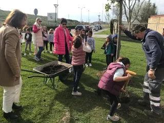 Villamayor echa el cierre a la semana dedicada al Día Internacional del Árbol