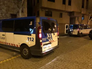 Un ciclista es trasladado al Virgen de la Vega tras chocar con un árbol