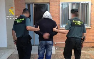 Detienen a un hombre de 38 años que atracó una estación de servicio en Benavente. Foto ICAL