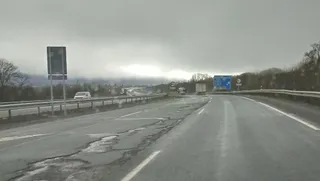 Estado de la A 66 en el Puerto de Vallejera (4). Foto, UPL. | ARCHIVO