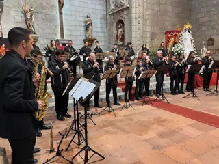 Actuación de la Escuela de dulzaina y percusión tradicional de Macotera