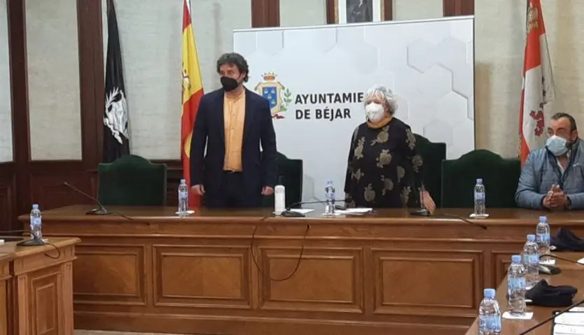 Junta de seguridad de Béjar con la presencia del alcalde y la subdelegada de Gobierno (2)