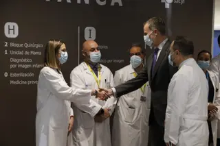 El rey Felipe VI inaugura el nuevo Hospital Universitario de Salamanca (13)