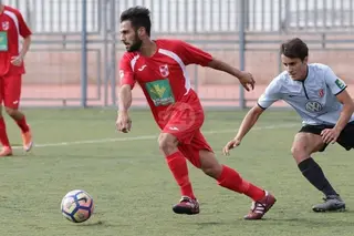 El Navega cae ante el Villa de Simancas