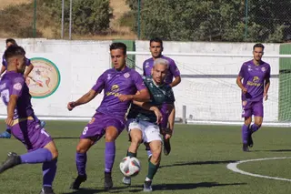 Álex Lorenzo, ante el Palencia Cristo Atlético | FOTO SALAMANCA24HORAS.COM