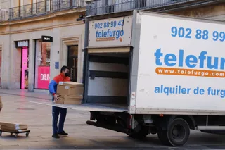 Trabajador en la Calle Toro