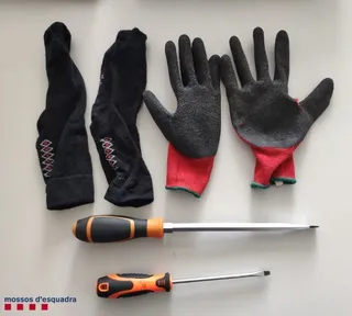 Material empleado por ladrones