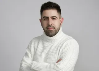 Jorge Mayo escritor joven