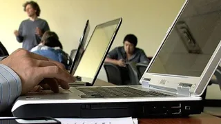 El uso excesivo de tecnologías causa desajustes en la vida del adolescente