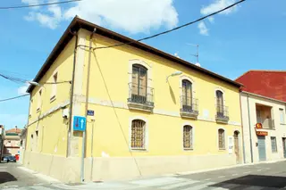 Casa juventud villares de la reina